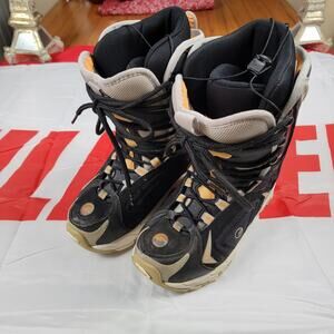 RIDE Snowboard Boots Women's Size US 7.5